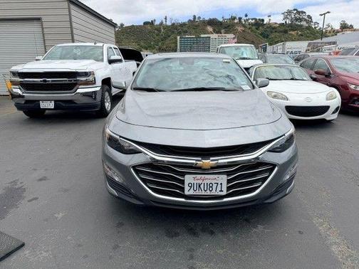 Sterling Gray Metallic 2024 Chevrolet Malibu LT