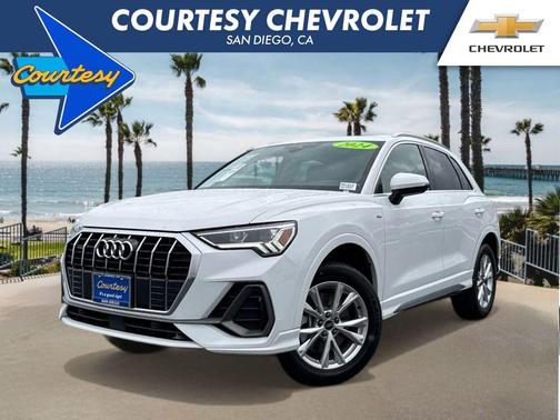2024 Audi Q3 45 S line Premium