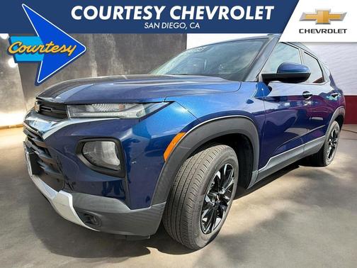 Blue Glow Metallic 2022 Chevrolet Trailblazer LT