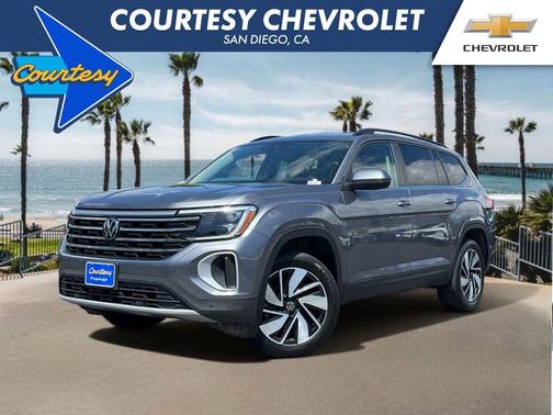 Platinum Gray Metallic 2024 Volkswagen Atlas 2.0T SE