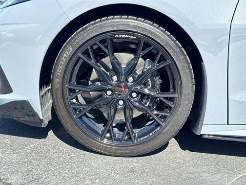 2024 Chevrolet Corvette Stingray w/2LT