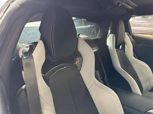 2024 Chevrolet Corvette Stingray w/2LT