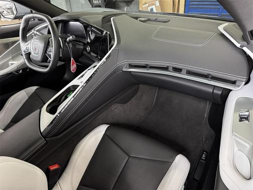 2024 Chevrolet Corvette Stingray w/2LT