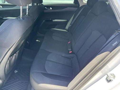 White Pearl 2021 Kia K5 LXS