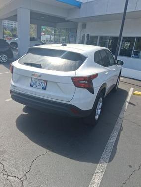 2025 Chevrolet Trax LS