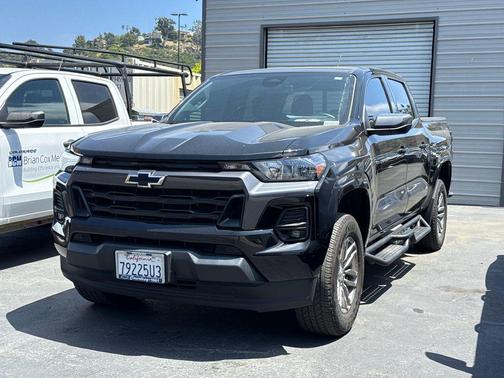 Black 2023 Chevrolet Colorado LT