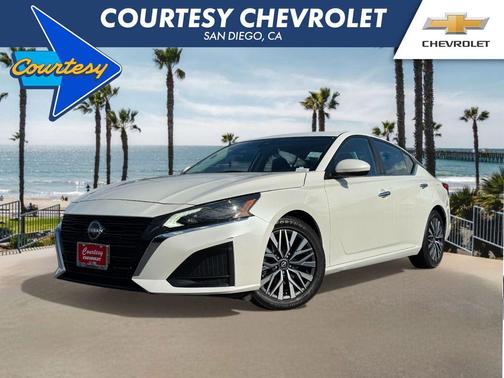 2023 Nissan Altima 2.5 SV