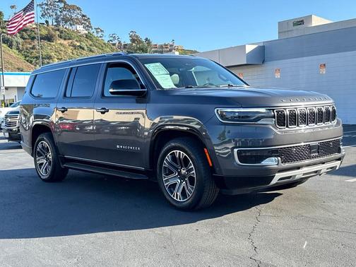 Metallic 2024 Jeep Wagoneer L Series II
