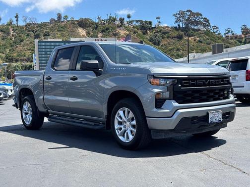 Sterling Gray Metallic 2026 Chevrolet Silverado 1500 Custom