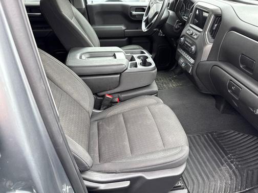 Sterling Gray Metallic 2026 Chevrolet Silverado 1500 Custom