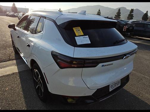 Summit White 2025 Chevrolet Equinox EV LT