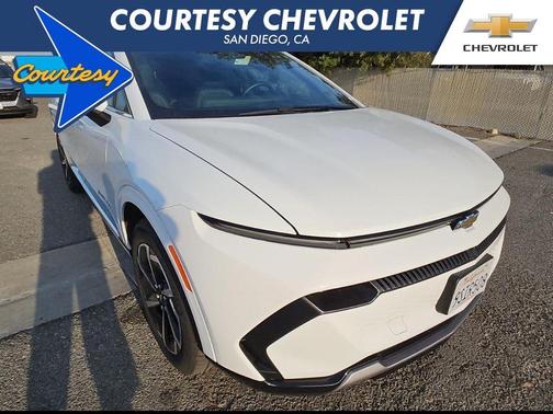 Summit White 2025 Chevrolet Equinox EV LT