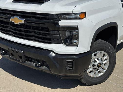 Summit White 2025 Chevrolet Silverado 2500 WT