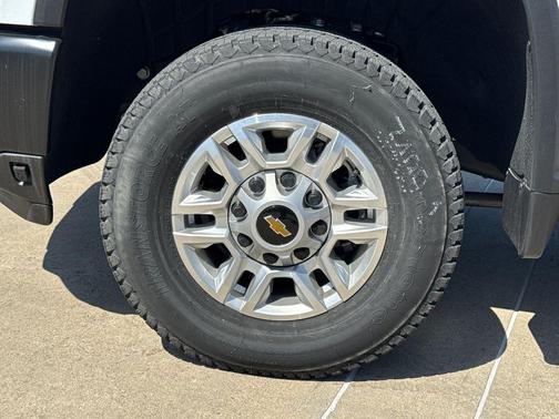 Summit White 2025 Chevrolet Silverado 2500 WT