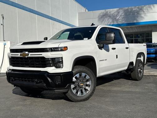 2026 Chevrolet Silverado 2500 Custom