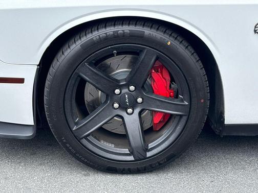White Knuckle Clearcoat 2019 Dodge Challenger SRT Hellcat