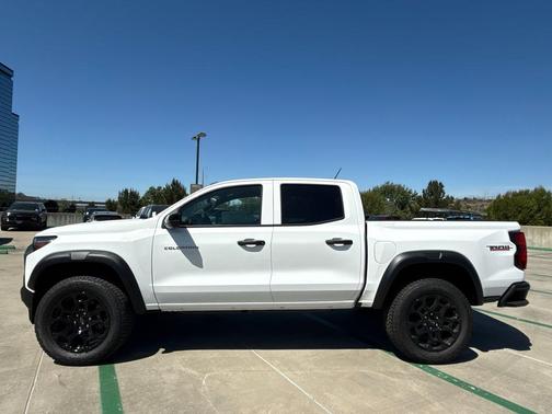 Summit White 2026 Chevrolet Colorado Trail Boss