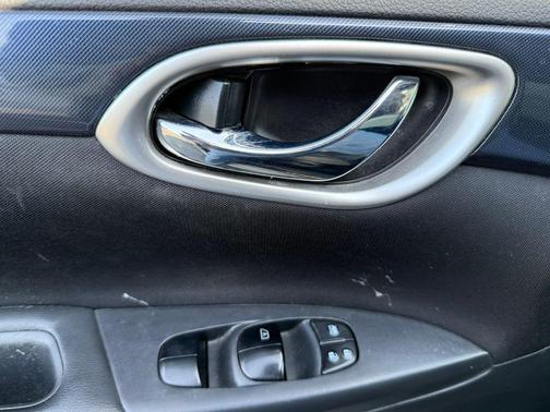 Gun Metallic 2018 Nissan Sentra SR