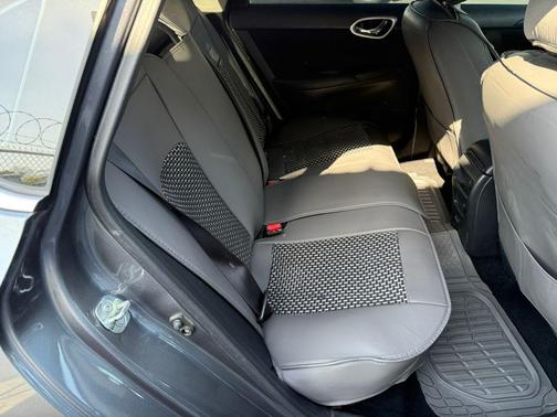 Gun Metallic 2018 Nissan Sentra SR