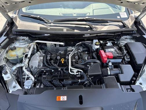 Alloy Silver Metallic 2024 Mitsubishi Outlander SE
