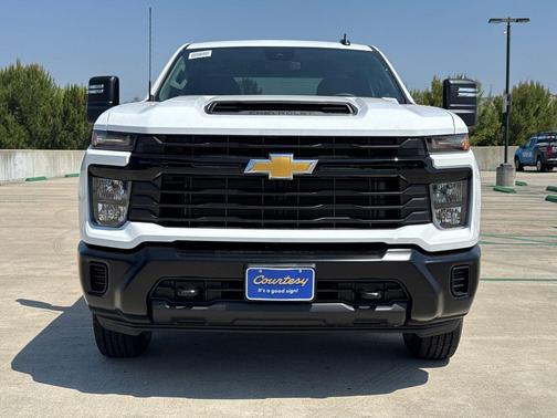 Summit White 2026 Chevrolet Silverado 2500 WT