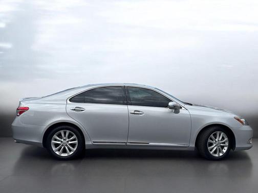 Silver 2010 Lexus ES 350