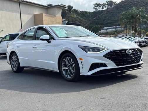2023 Hyundai SONATA SEL