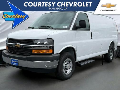 Summit White 2026 Chevrolet Express 3500 Work Van