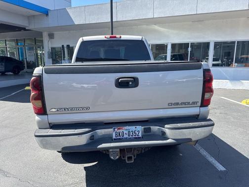 Silver Birch Metallic 2004 Chevrolet Silverado 2500 LT H/D Crew Cab