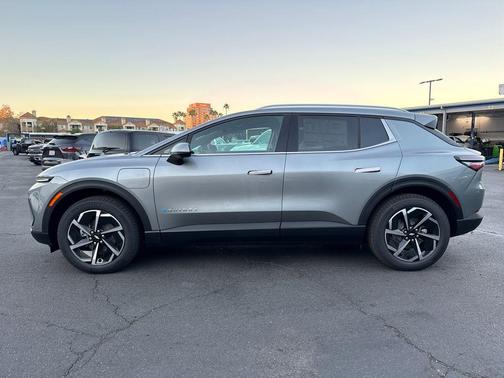 2026 Chevrolet Equinox EV LT 2