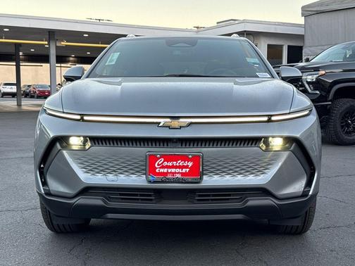 2026 Chevrolet Equinox EV LT 2