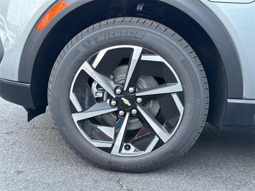 2026 Chevrolet Equinox EV LT 2