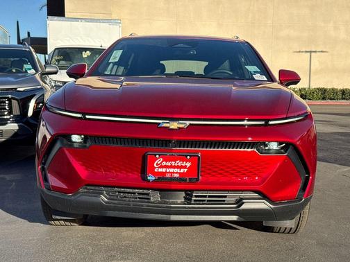 2026 Chevrolet Equinox EV LT 2