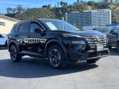 2024 Nissan Rogue SV