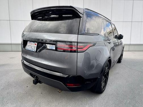 2025 Land Rover Discovery P360 Dynamic SE