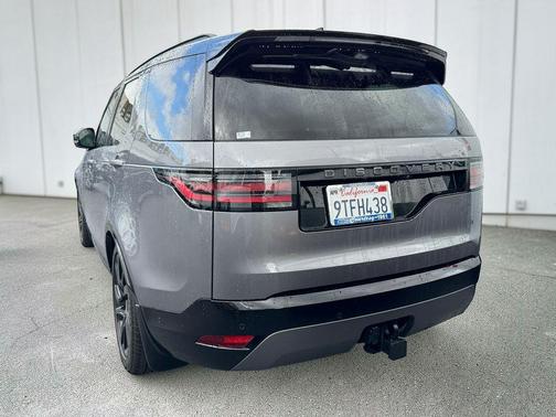 2025 Land Rover Discovery P360 Dynamic SE