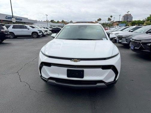 Summit White 2025 Chevrolet Equinox EV LT