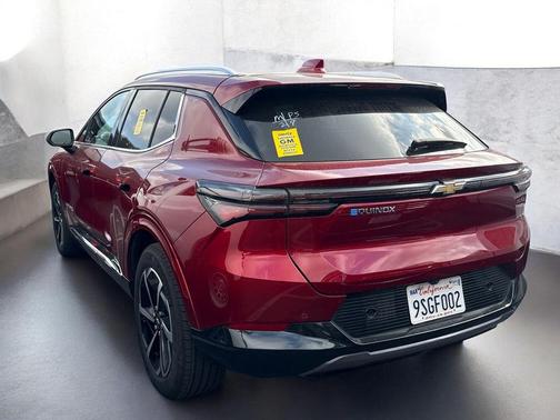 2025 Chevrolet Equinox EV LT