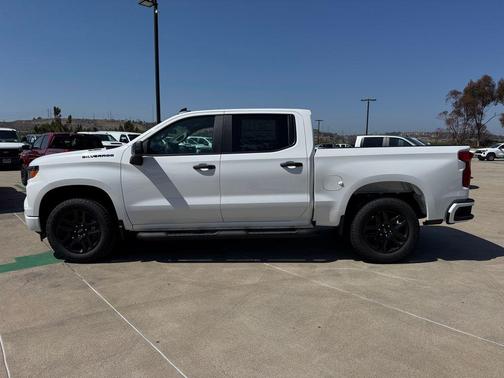 Summit White 2026 Chevrolet Silverado 1500 Custom