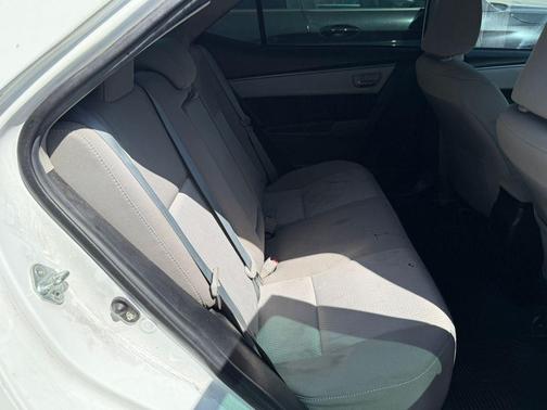 Super White 2015 Toyota Corolla LE