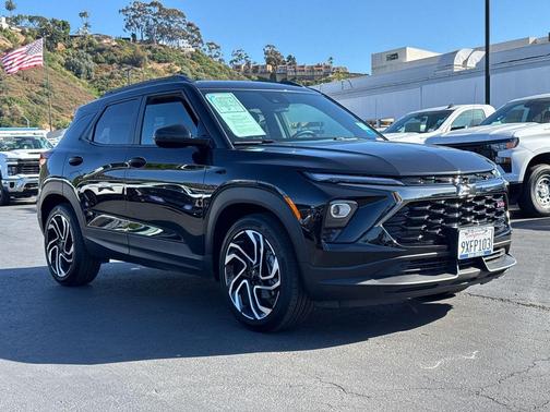 Mosaic Black Metallic 2026 Chevrolet Trailblazer RS
