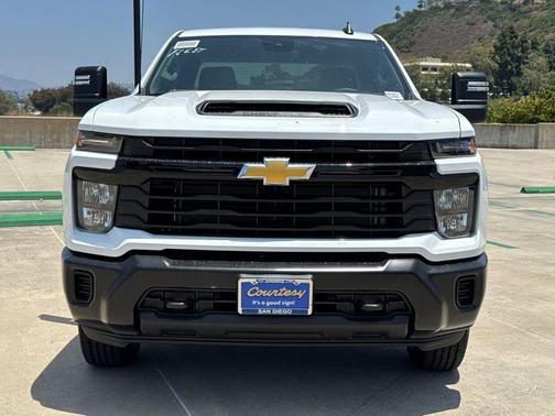 Summit White 2026 Chevrolet Silverado 2500 WT