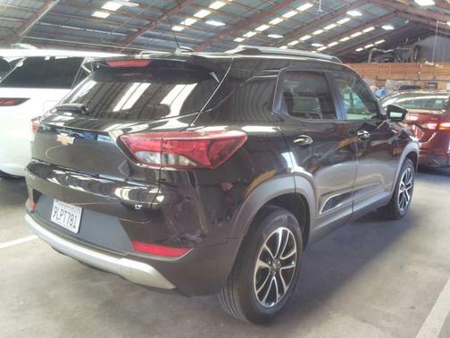 Mosaic Black Metallic 2024 Chevrolet Trailblazer LT