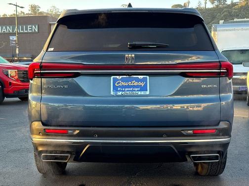 2025 Buick Enclave Preferred