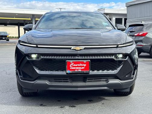 2026 Chevrolet Equinox EV LT 2