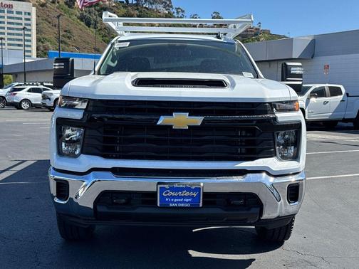 Summit White 2026 Chevrolet Silverado 2500 WT