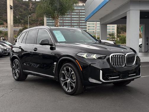 Black Sapphire Metallic 2024 BMW X5 sDrive40i
