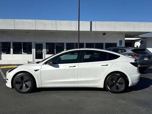 2023 Tesla Model 3 Base