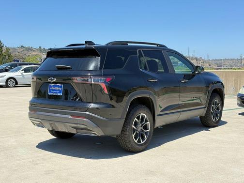 Mosaic Black Metallic 2027 Chevrolet Equinox ACTIV