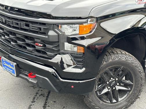 Black 2026 Chevrolet Silverado 1500 Custom Trail Boss